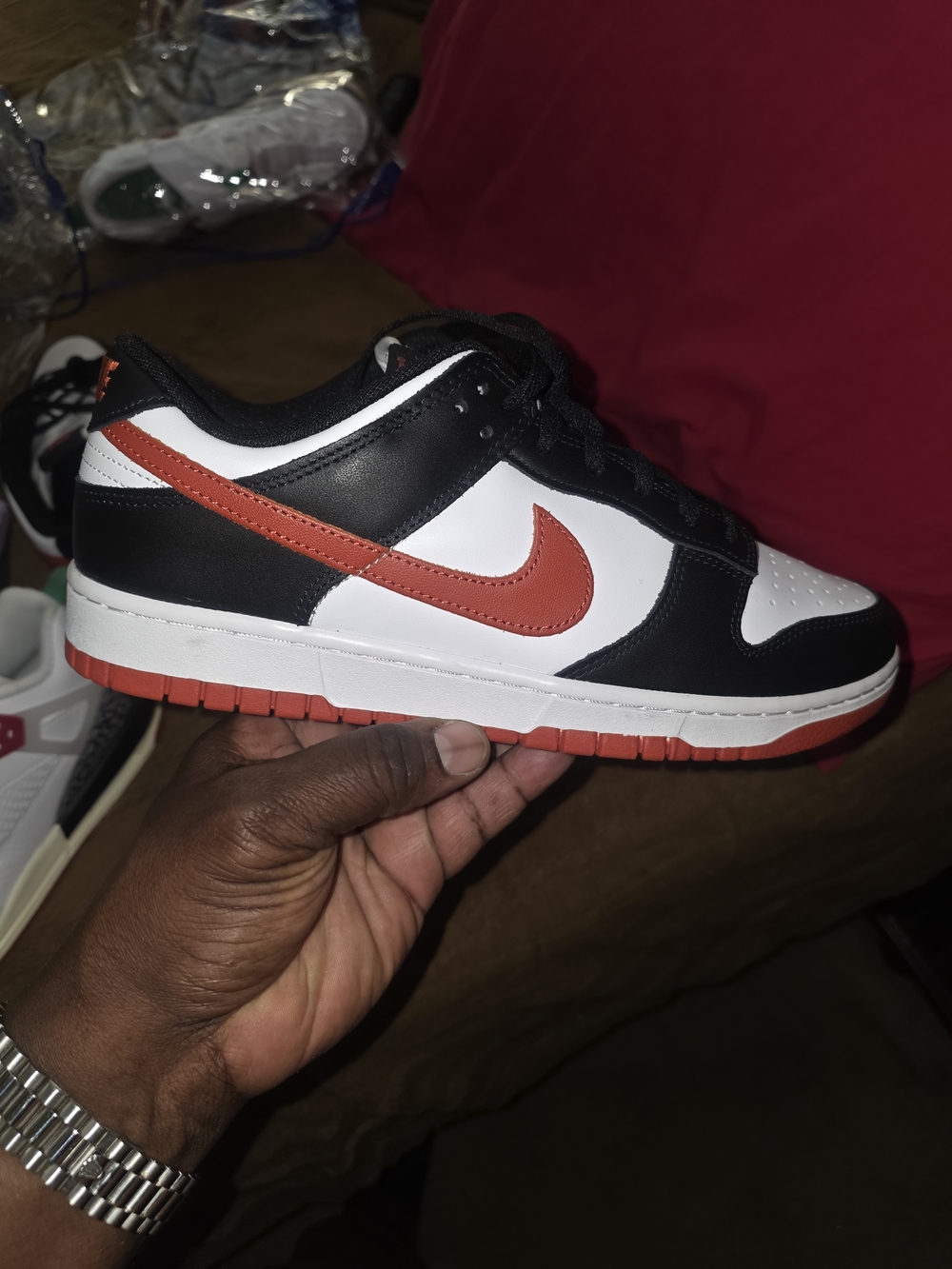 Nike Kids' Low-Top Sneaker - Black/White/rust Looking Red